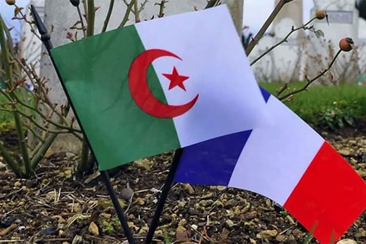 فرنسا مرعوبة من قانون تجريم الاستعمار الجزائري