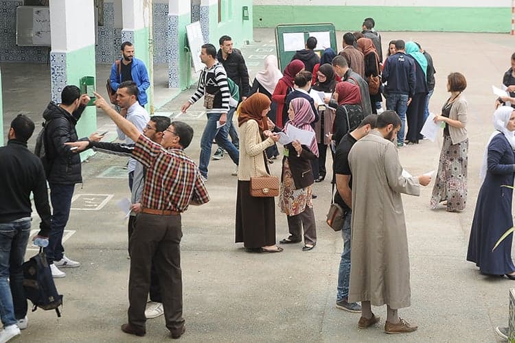 شروط جديدة لتوظيف الأساتذة في المدرسة الجزائرية