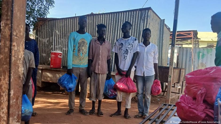 أطفال الشوارع في السودان.. ضحايا منسيون في حرب مدمرة