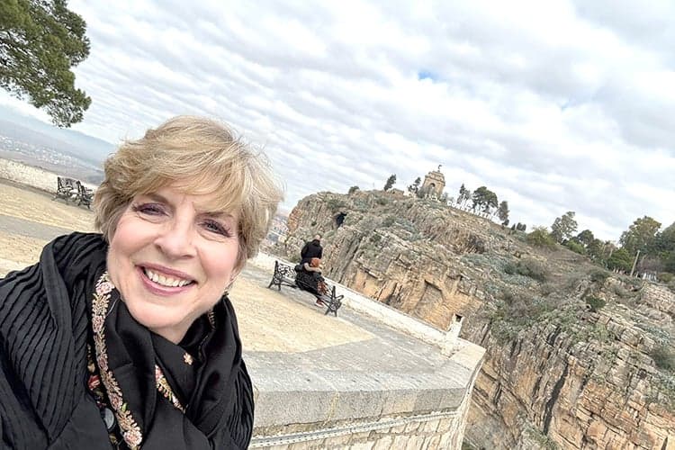 السفراء الأمريكان يروجون لقسنطينة عالمياً