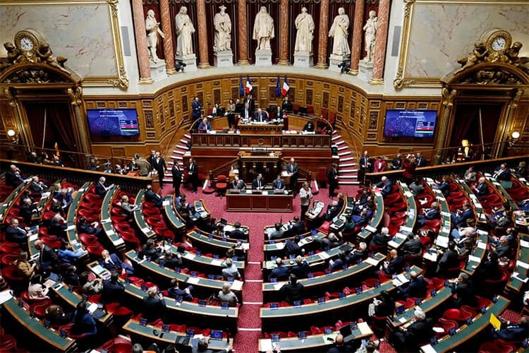 مجلس الشيوخ الفرنسي يرفض تعديلات تستهدف معاشات الجزائريين