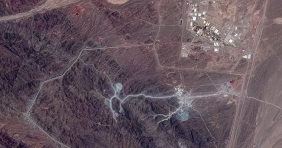 جبل الفأس الإيراني.. لماذا يهدده ترامب وما أهميته الاستراتيجية؟